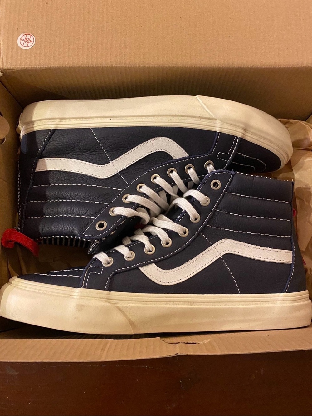 Vans California Navy leather Sk8-hi Zip men’s 6.5 Sneakers